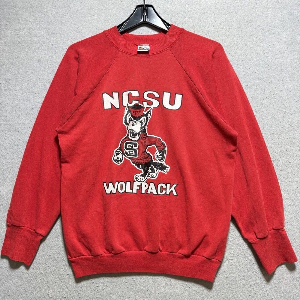 VTG Signal North Carolina State University Wolfpack Sweatshirt NCSU Red LARGE
